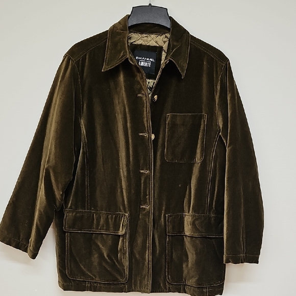 Emanuel Ungaro Jackets & Blazers - Emanuel Ungaro Liberté Dark Olive Velvet Button Front Shacket Size Medium